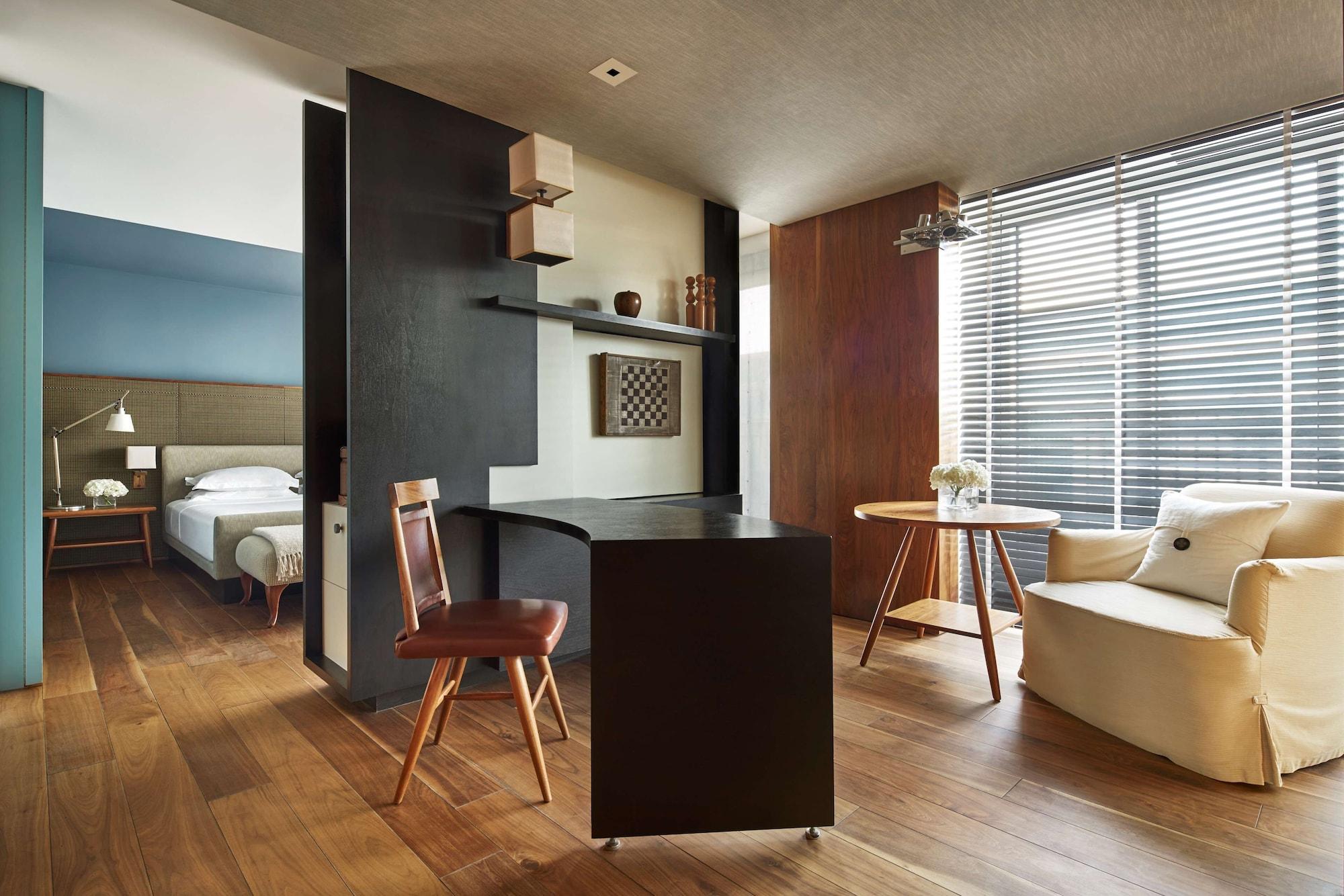 Park Hyatt Hotel 4*